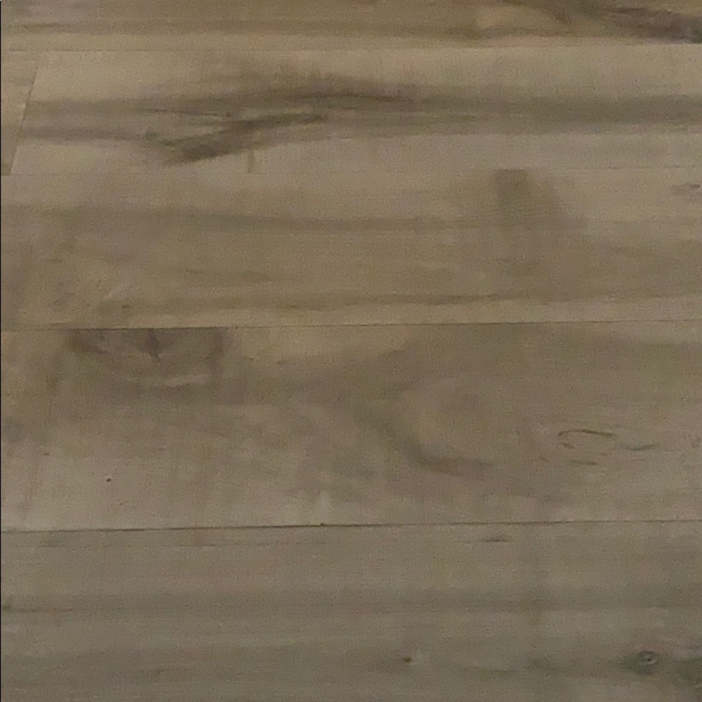 Meet your Posher, Tania